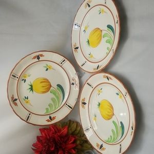 Fondeville Chanticleer Pineapple Dinner Plates